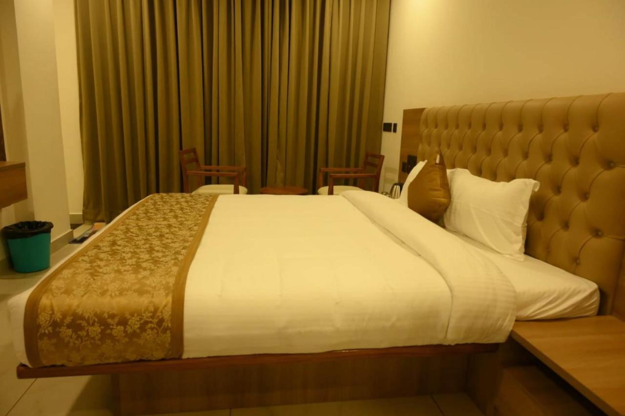 Shrreyas Inn Boarding & Lodging Kundapur Exterior foto