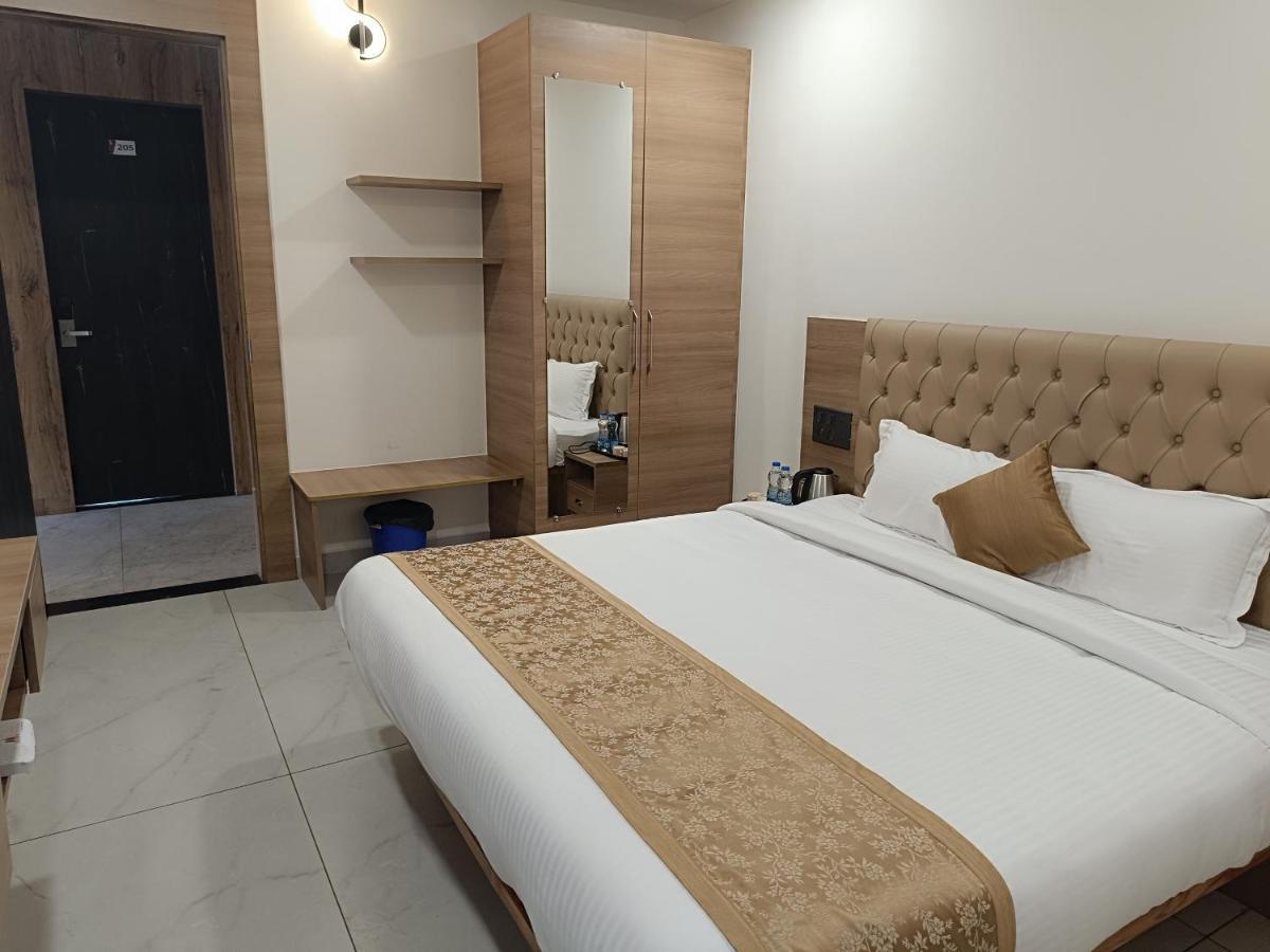 Shrreyas Inn Boarding & Lodging Kundapur Exterior foto